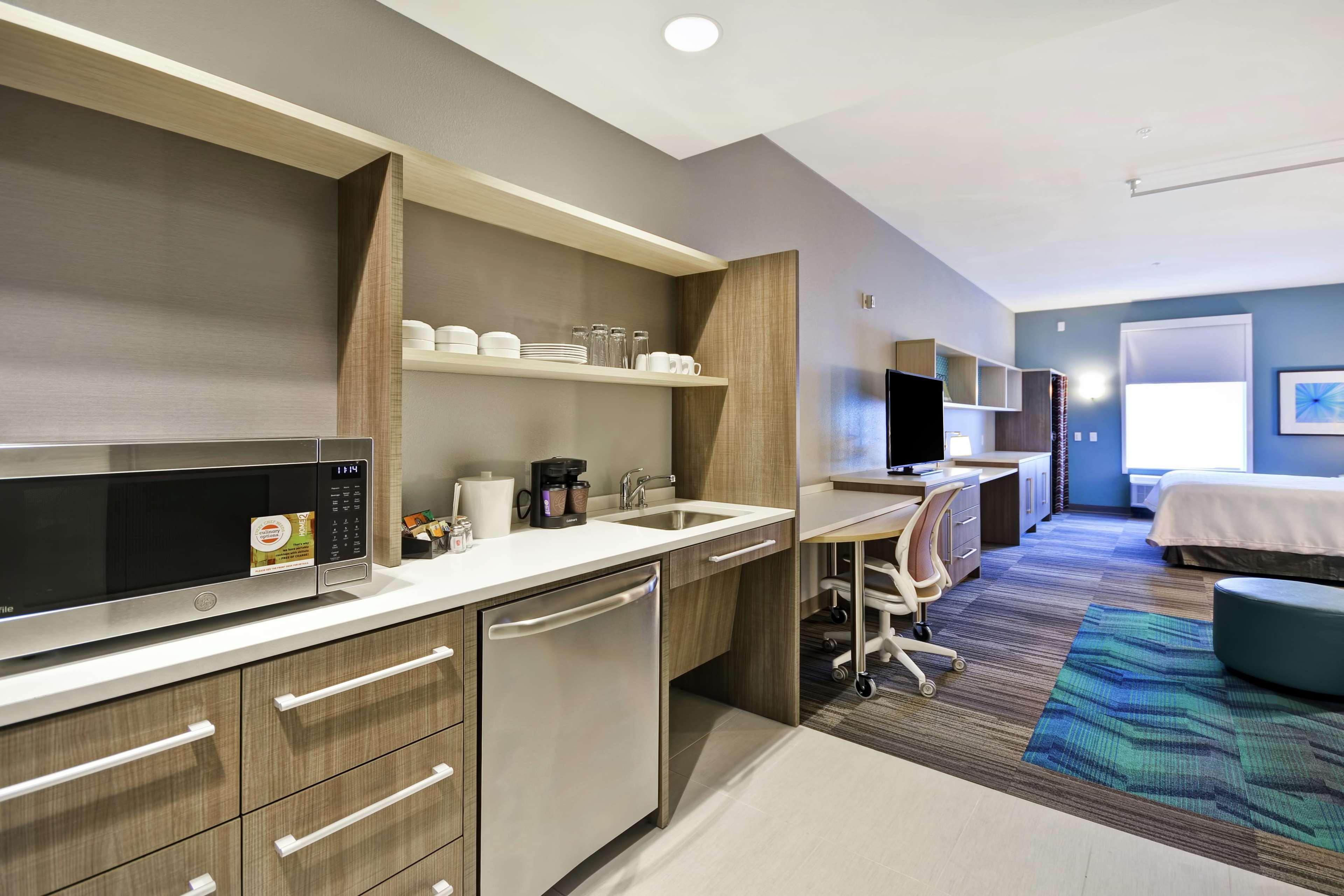 Home2 Suites By Hilton Queensbury Lake George Eksteriør billede