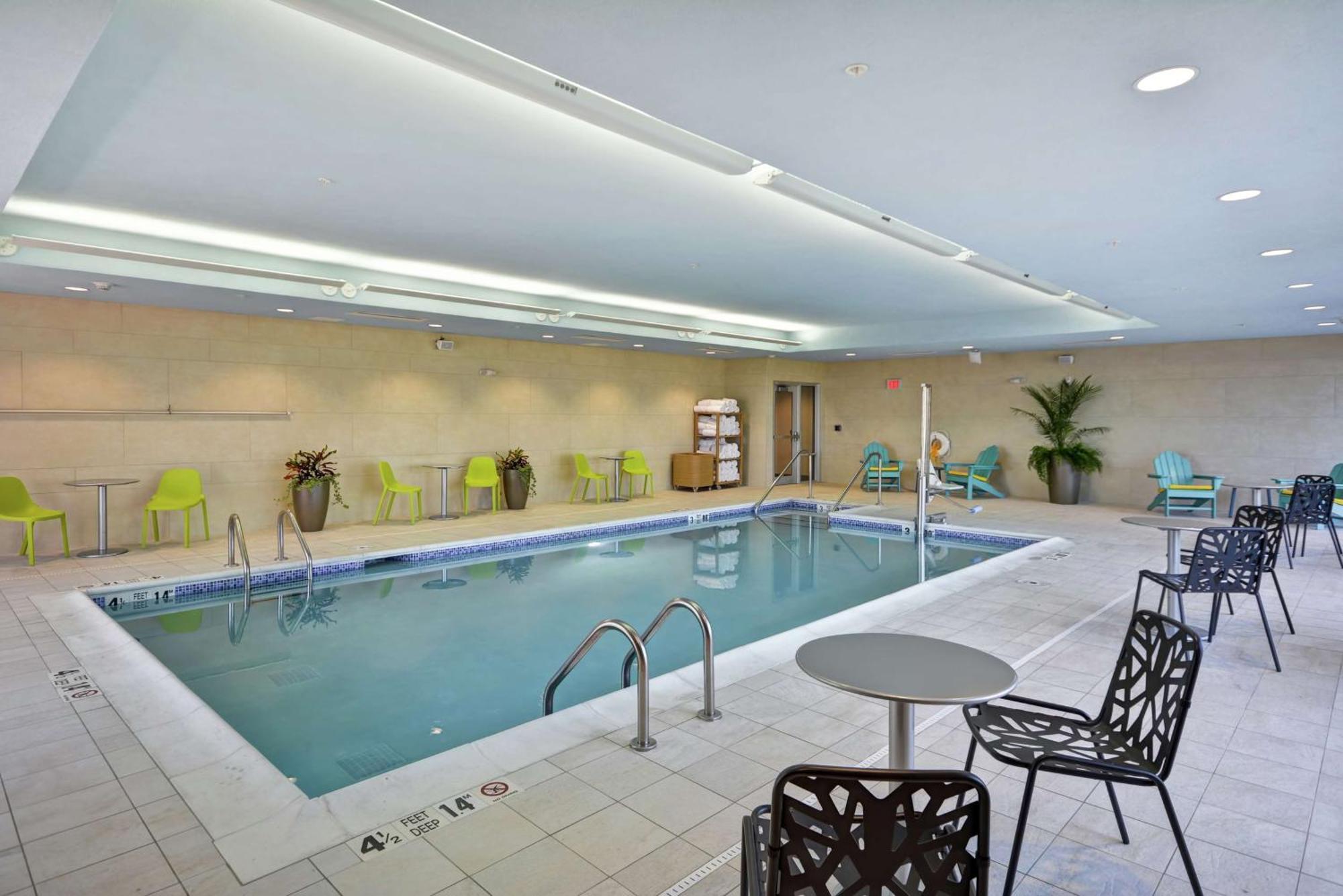 Home2 Suites By Hilton Queensbury Lake George Eksteriør billede